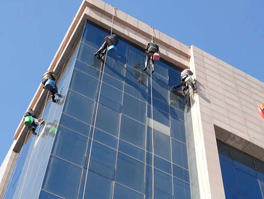 高空外墻清洗流程有哪些？需要注意的事項？