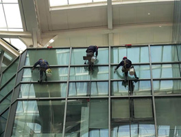 高空外墻清洗一定要謹記的事項