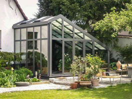 陽光房跟墻面結(jié)合處出現(xiàn)滲水，如何防水維修呢？