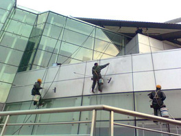 外墻清洗要注意什么準(zhǔn)備有什么要求？