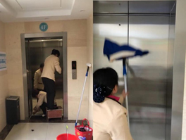 不銹鋼電梯廂怎么保養(yǎng)？
